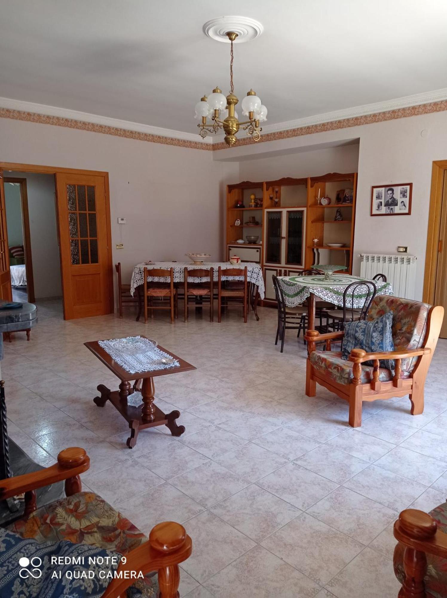 Montagne Rocciose Bed & Breakfast Frascineto ภายนอก รูปภาพ