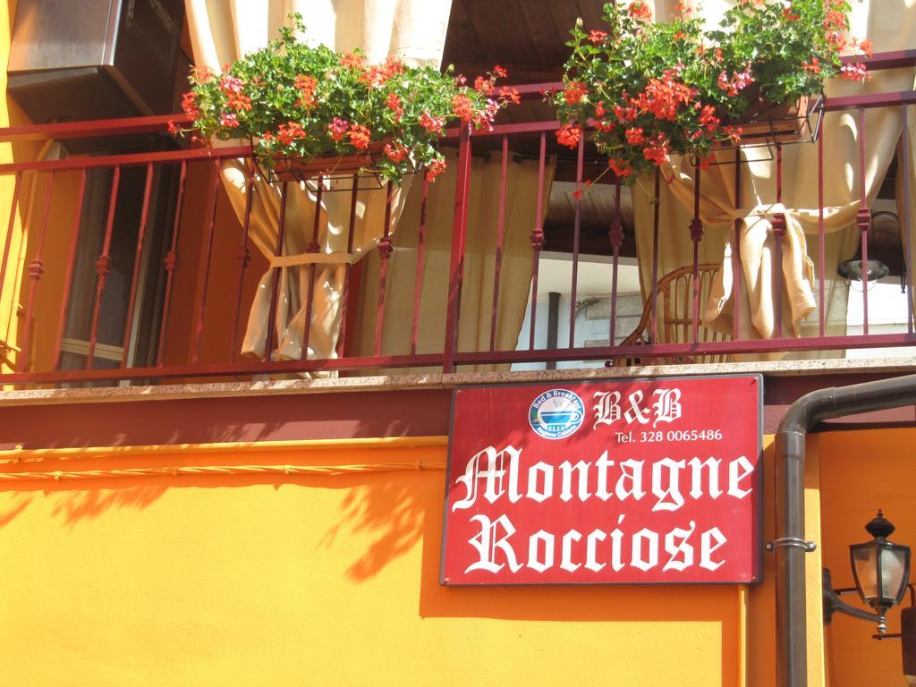 Montagne Rocciose Bed & Breakfast Frascineto ภายนอก รูปภาพ